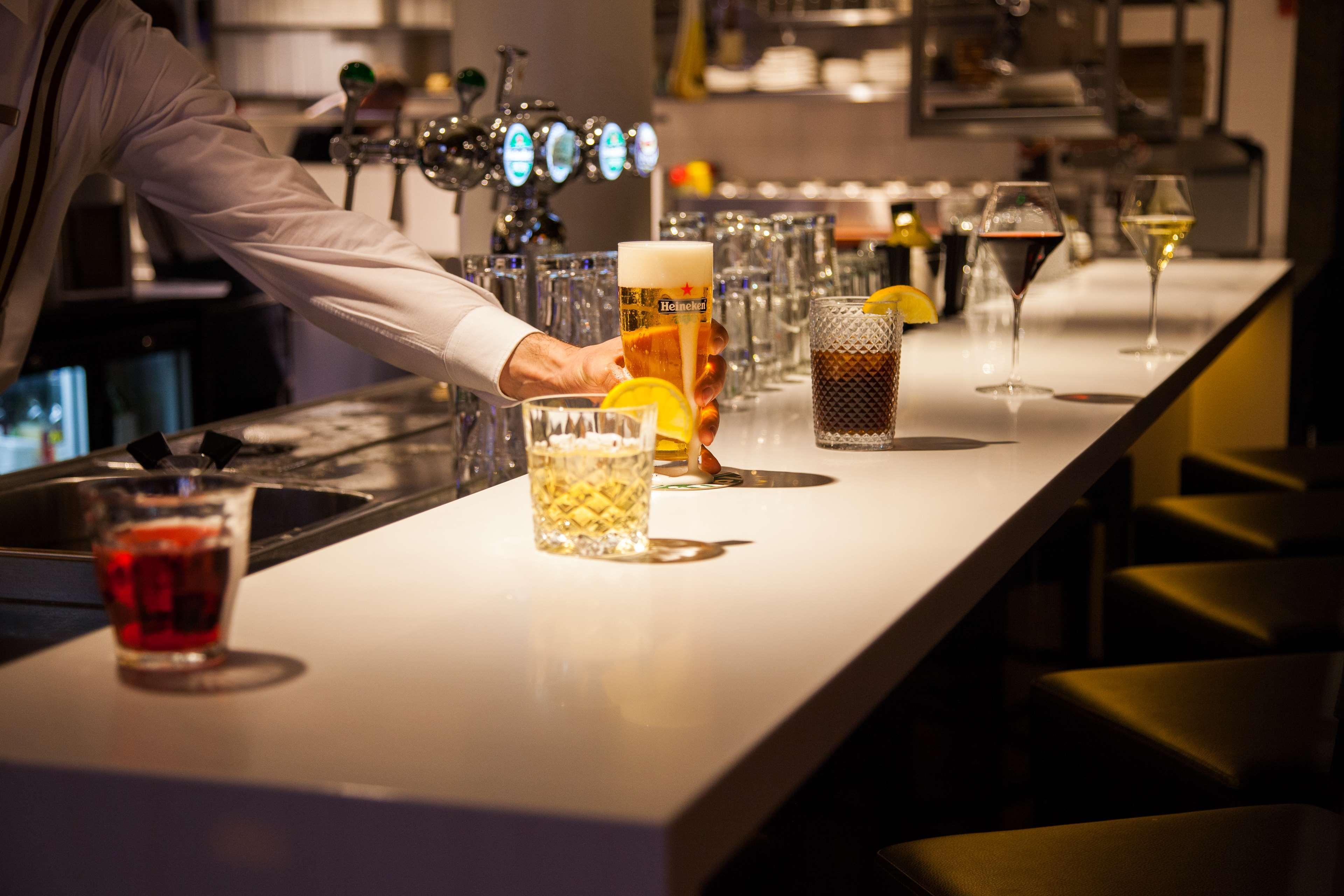 Doubletree By Hilton Amsterdam - Ndsm Wharf Hotell Exteriör bild