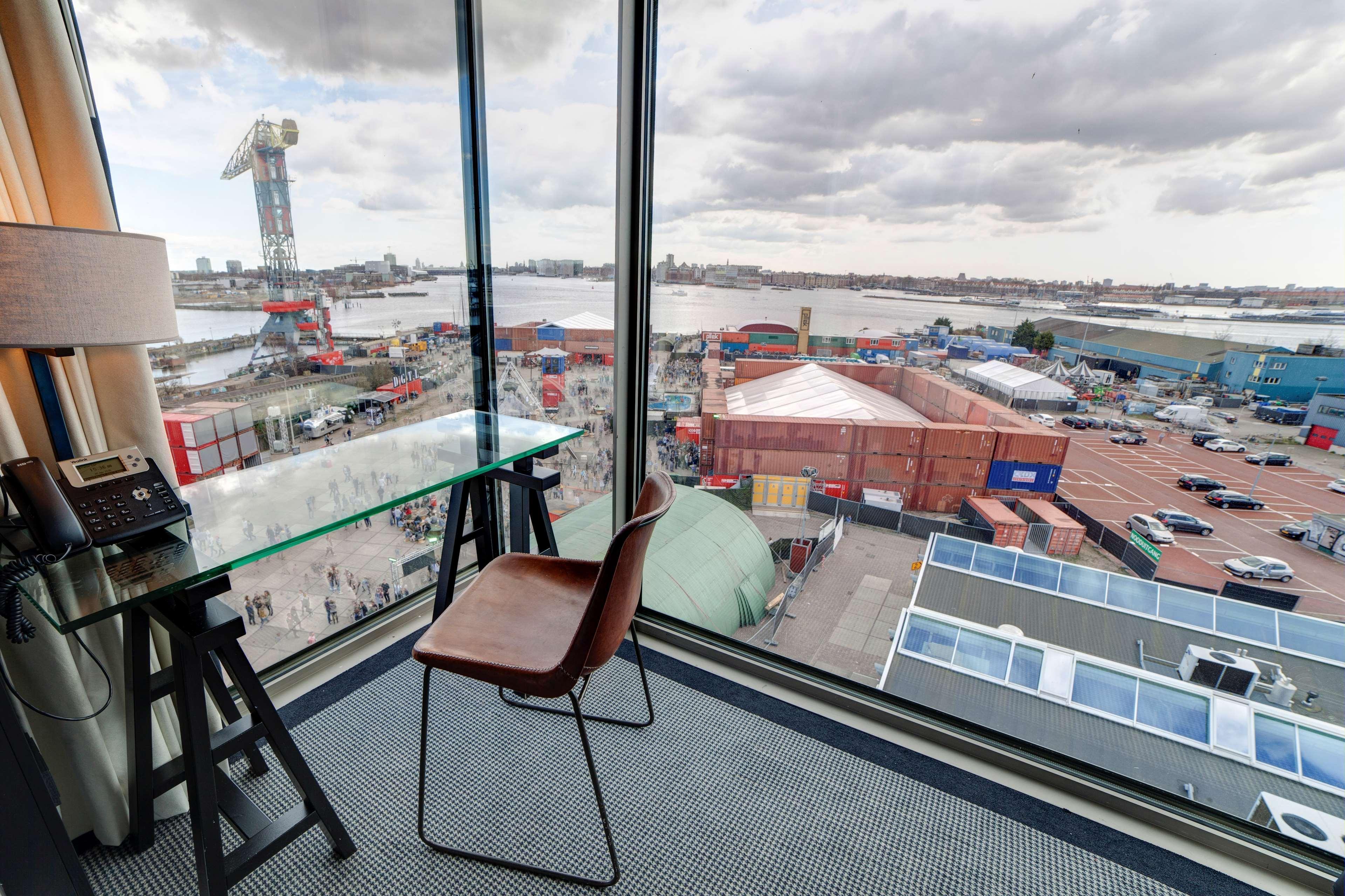 Doubletree By Hilton Amsterdam - Ndsm Wharf Hotell Exteriör bild