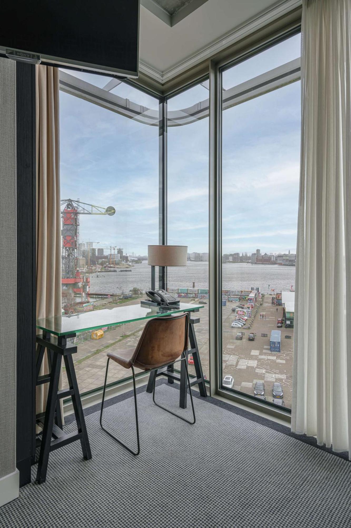 Doubletree By Hilton Amsterdam - Ndsm Wharf Hotell Exteriör bild