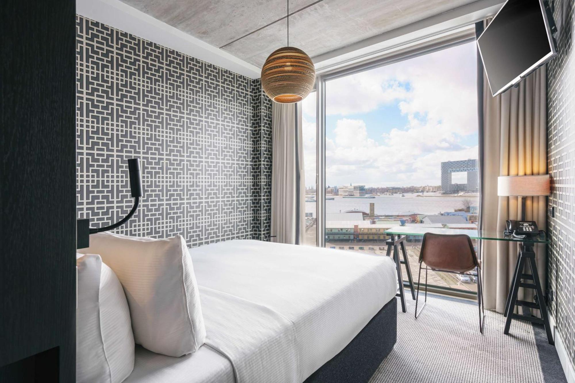 Doubletree By Hilton Amsterdam - Ndsm Wharf Hotell Exteriör bild