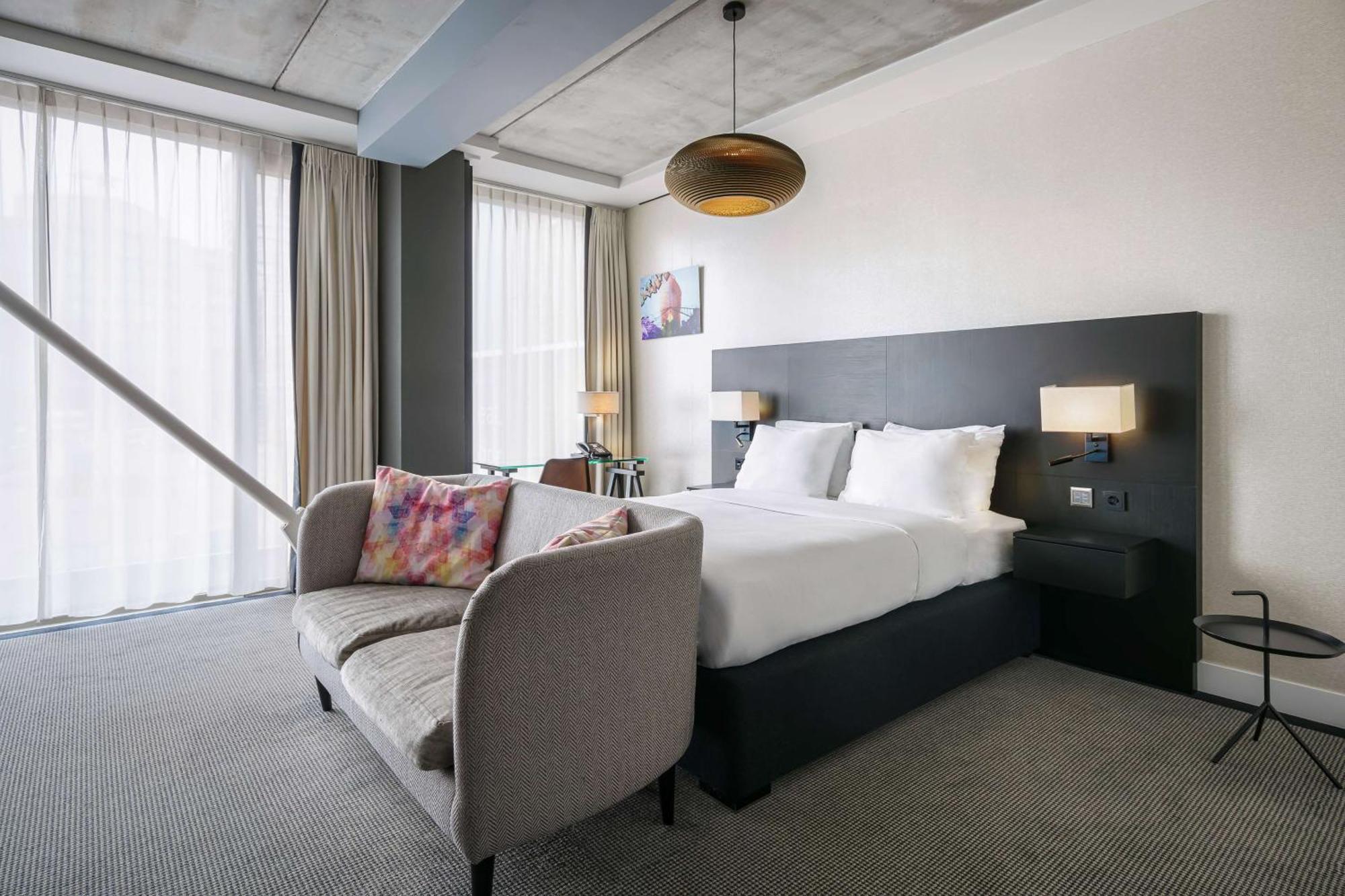 Doubletree By Hilton Amsterdam - Ndsm Wharf Hotell Exteriör bild